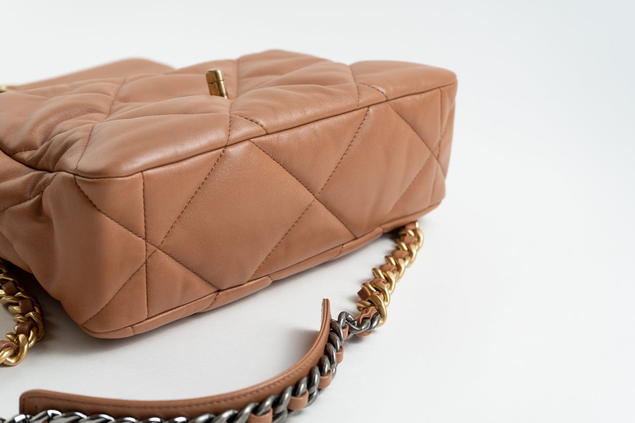 CHANEL Handbag 21P Caramel Lambskin Quilted 19 Flap Large Mixed Hardware - Redeluxe