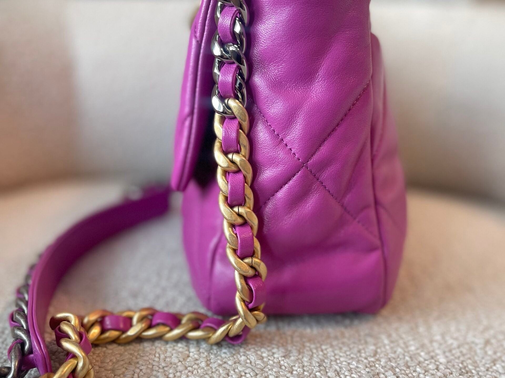 CHANEL Handbag 21P Magenta Lambskin Quilted 19 Flap Large Mixed Hardware - Redeluxe