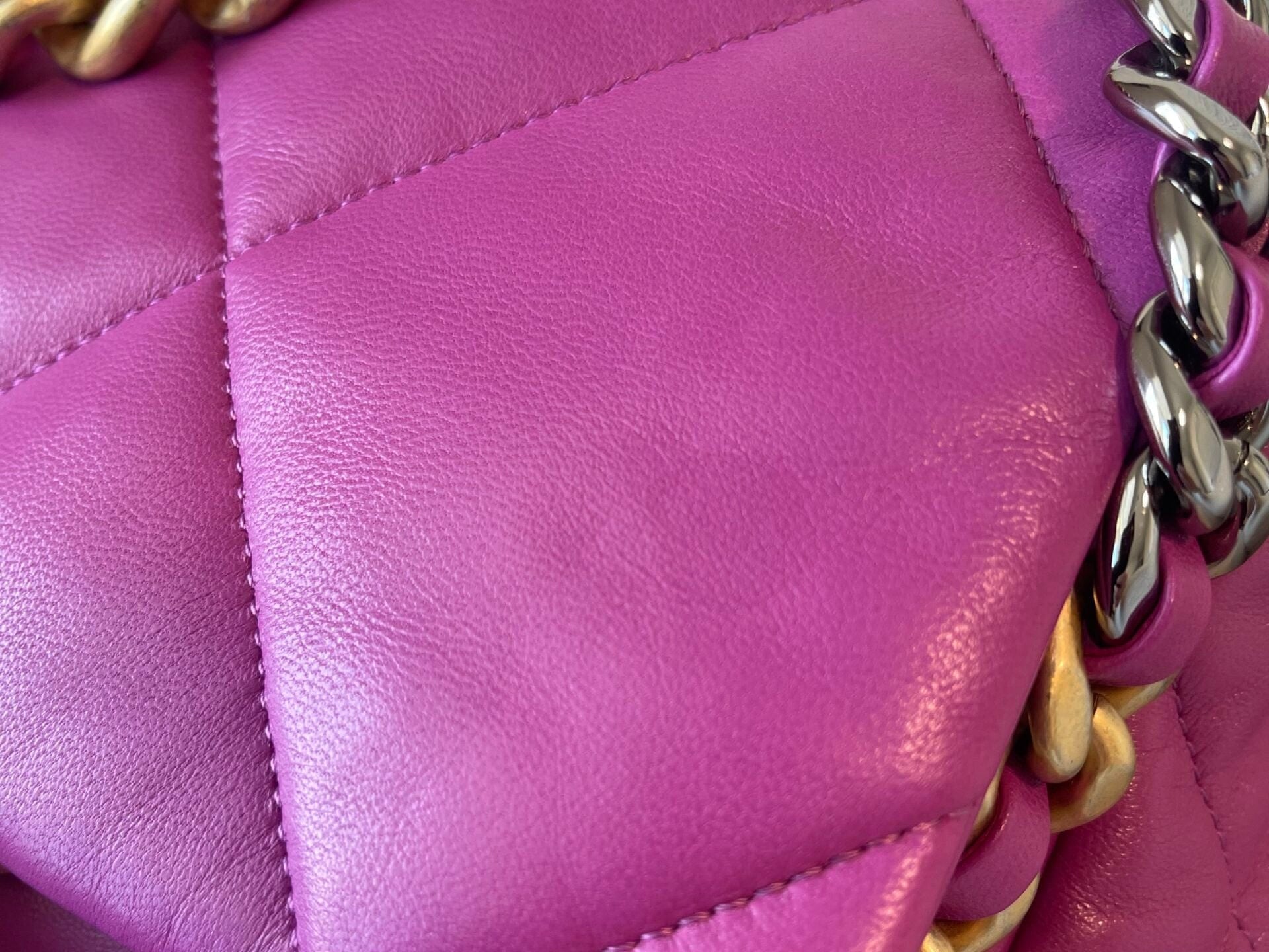 CHANEL Handbag 21P Magenta Lambskin Quilted 19 Flap Large Mixed Hardware - Redeluxe