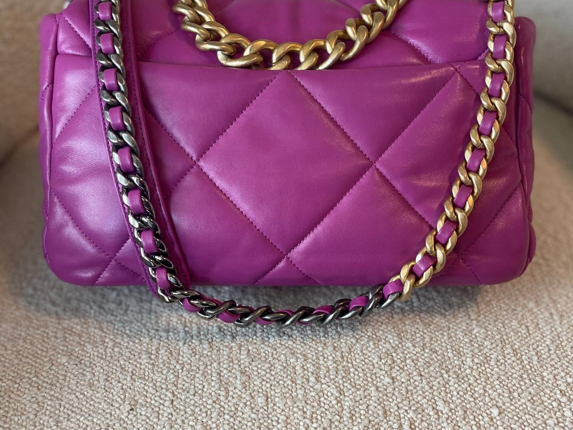CHANEL Handbag 21P Magenta Lambskin Quilted 19 Flap Large Mixed Hardware - Redeluxe
