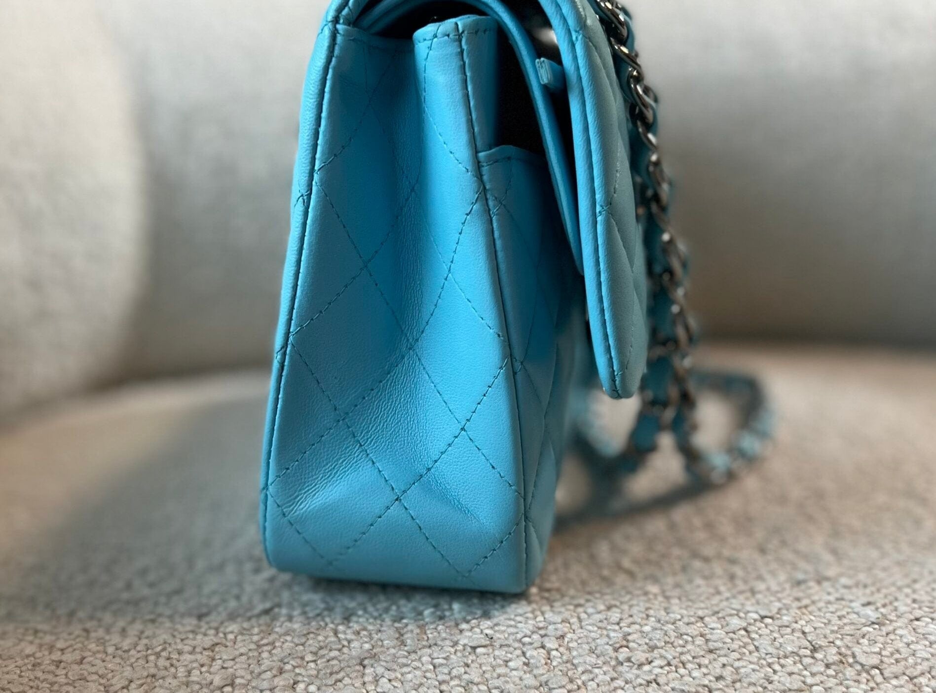 CHANEL Handbag 21S Neon Blue Lambskin Quilted Classic Flap Medium SHW - Redeluxe