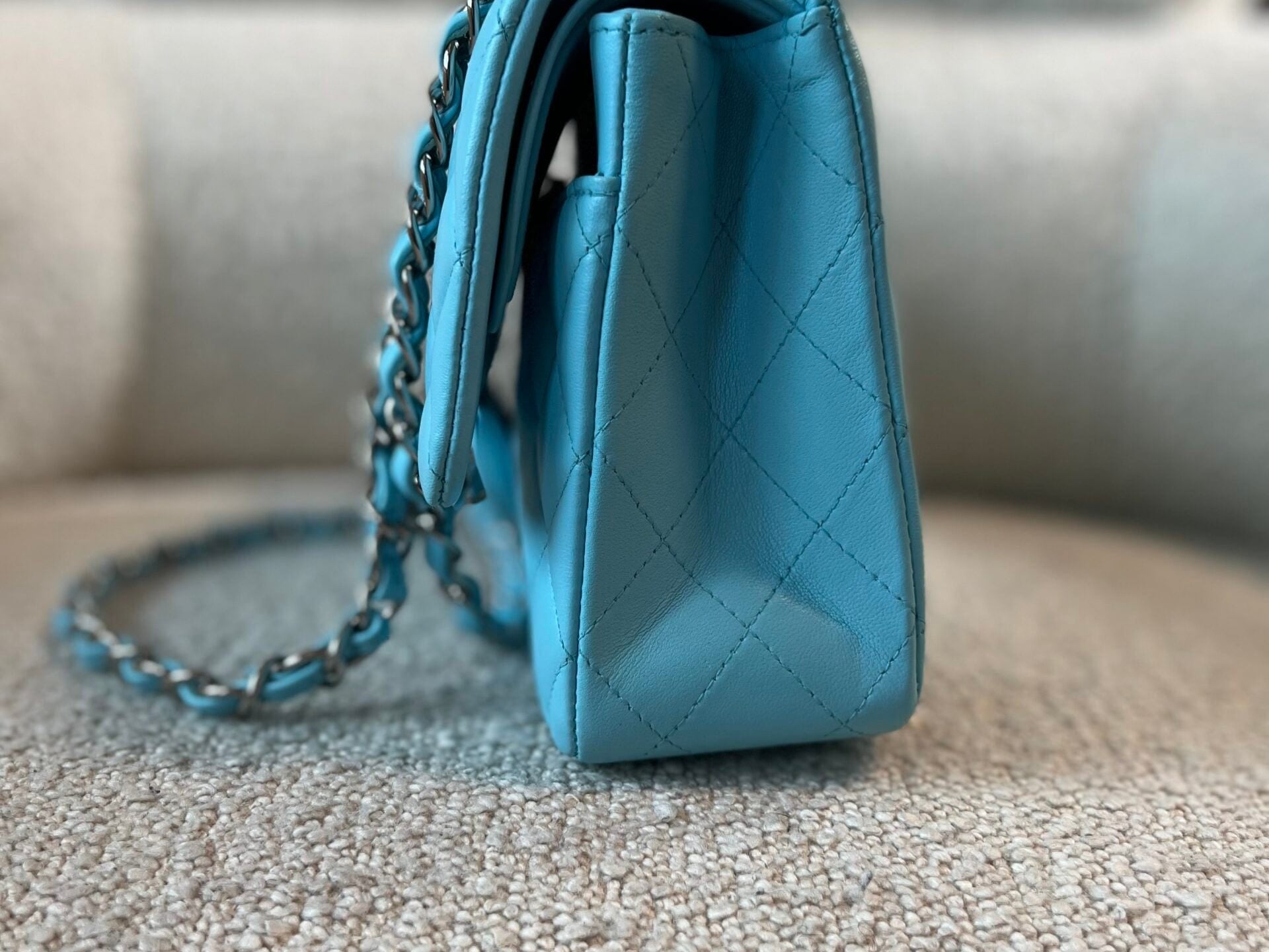 CHANEL Handbag 21S Neon Blue Lambskin Quilted Classic Flap Medium SHW - Redeluxe