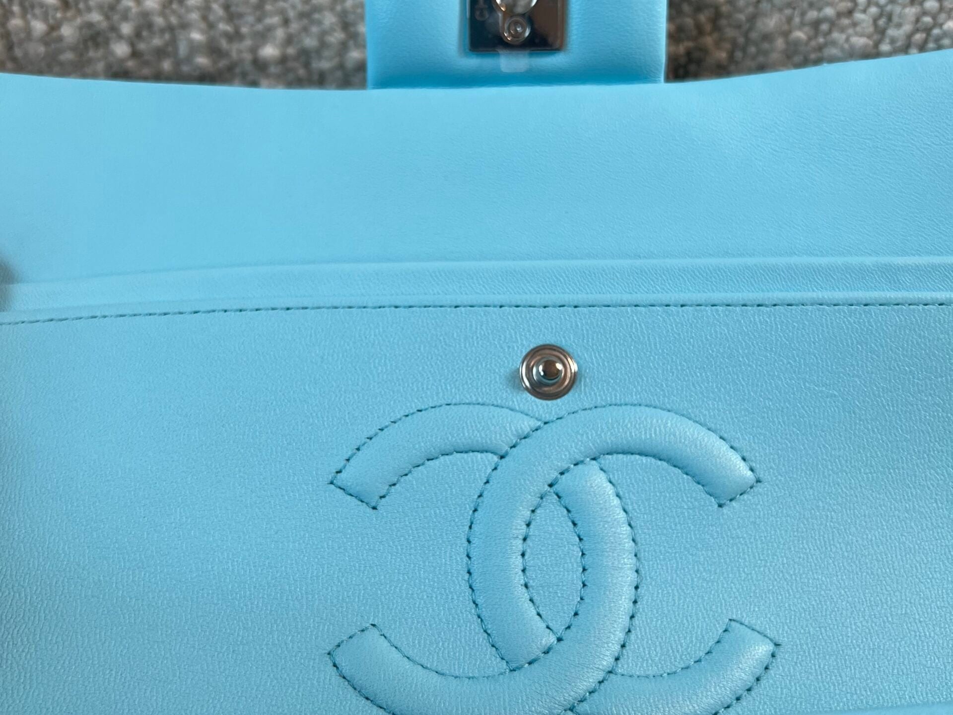 CHANEL Handbag 21S Neon Blue Lambskin Quilted Classic Flap Medium SHW - Redeluxe