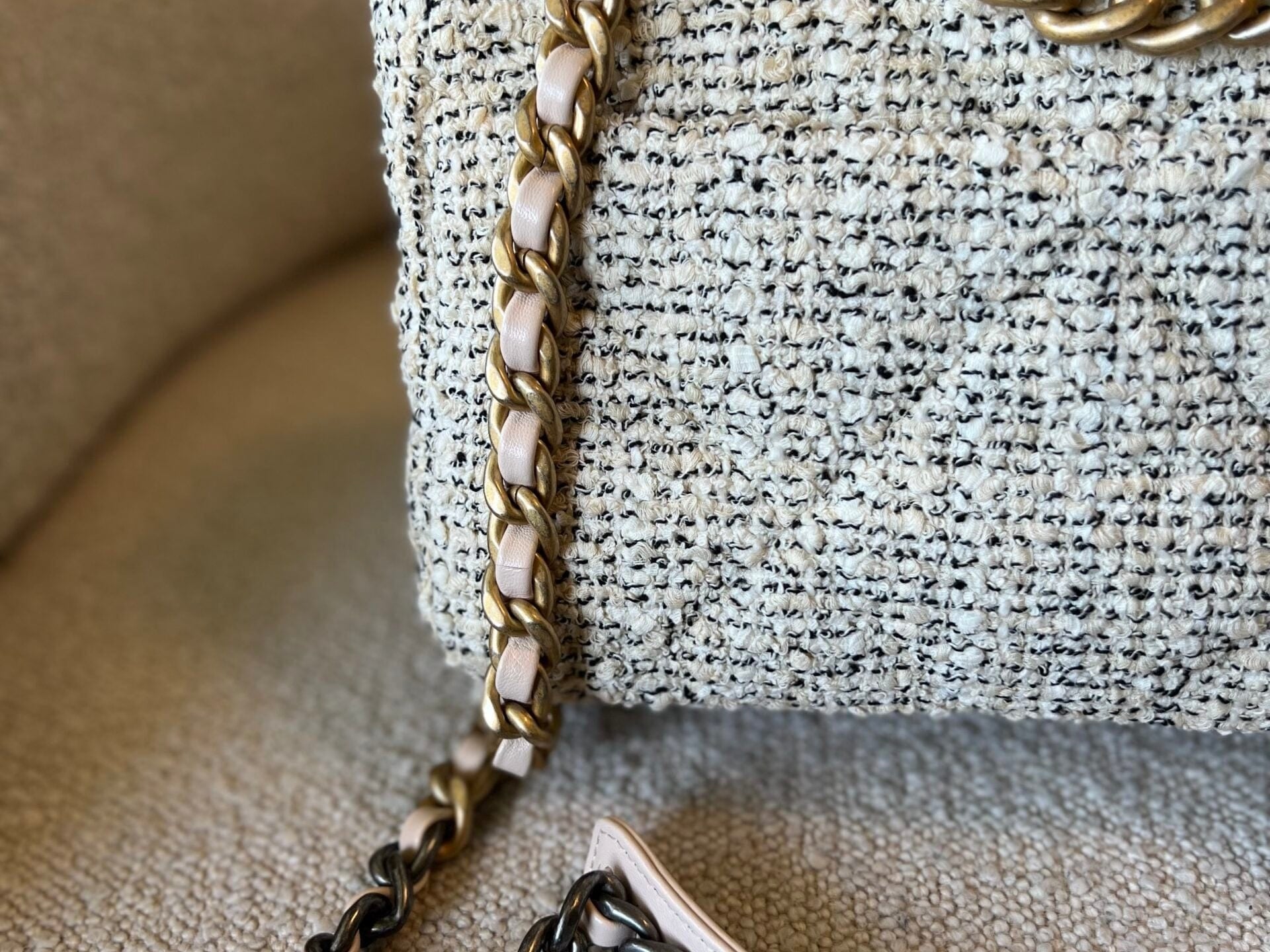 CHANEL Handbag 21S Oreo Tweed Quilted 19 Flap Small Mixed Hardware - Redeluxe