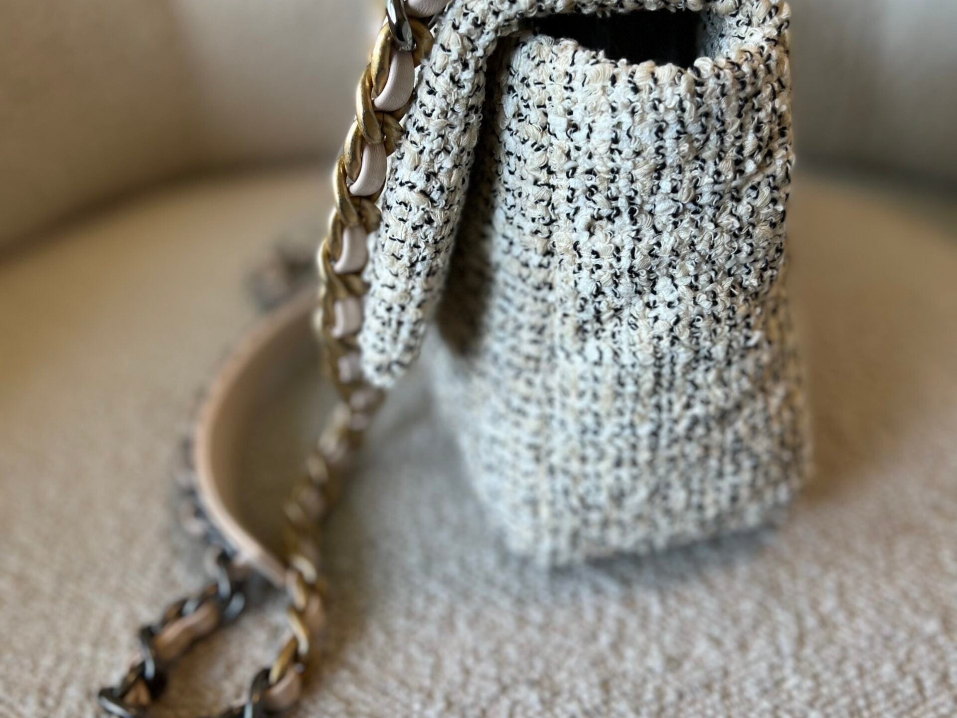 CHANEL Handbag 21S Oreo Tweed Quilted 19 Flap Small Mixed Hardware - Redeluxe