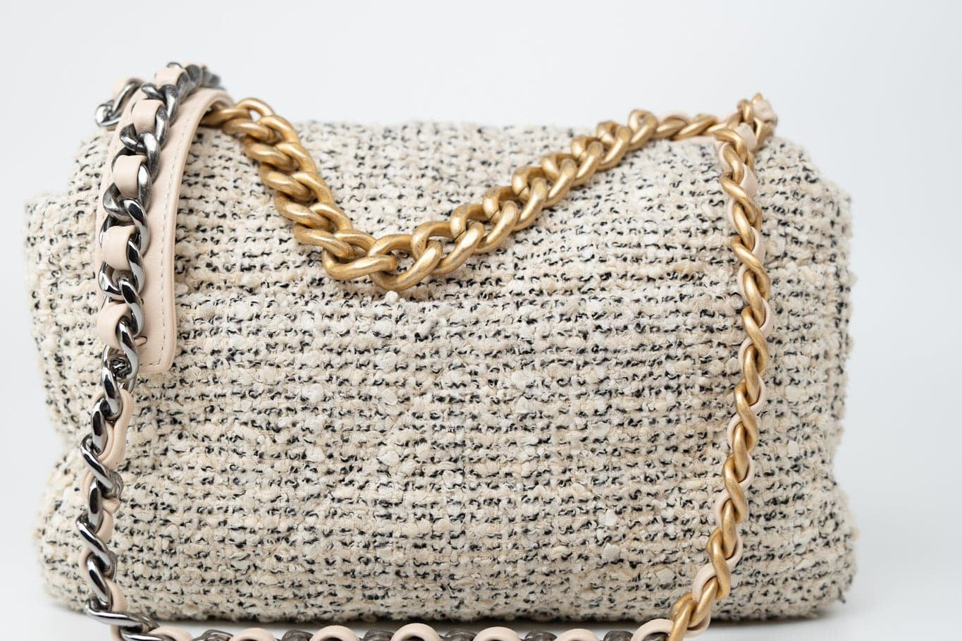 CHANEL Handbag 21S Oreo Tweed Quilted 19 Flap Small Mixed Hardware - Redeluxe