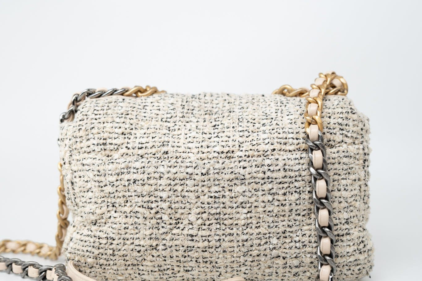 CHANEL Handbag 21S Oreo Tweed Quilted 19 Flap Small Mixed Hardware - Redeluxe