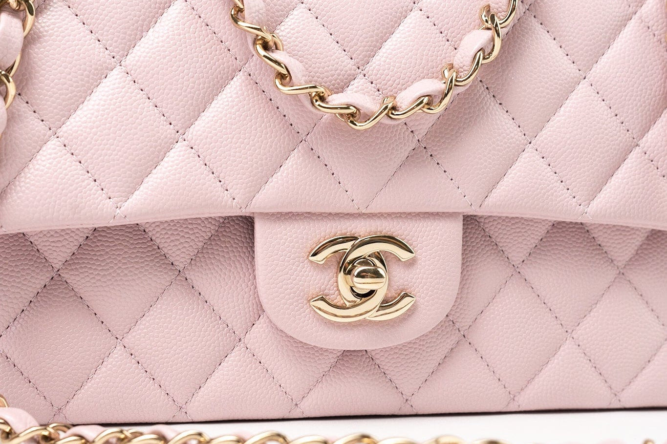 CHANEL Handbag 21S Pink Clair Caviar Classic Flap Quilted Medium LGHW - Redeluxe