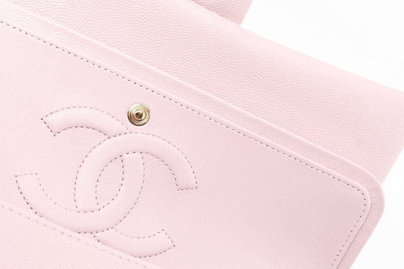 CHANEL Handbag 21S Pink Clair Caviar Classic Flap Quilted Medium LGHW - Redeluxe