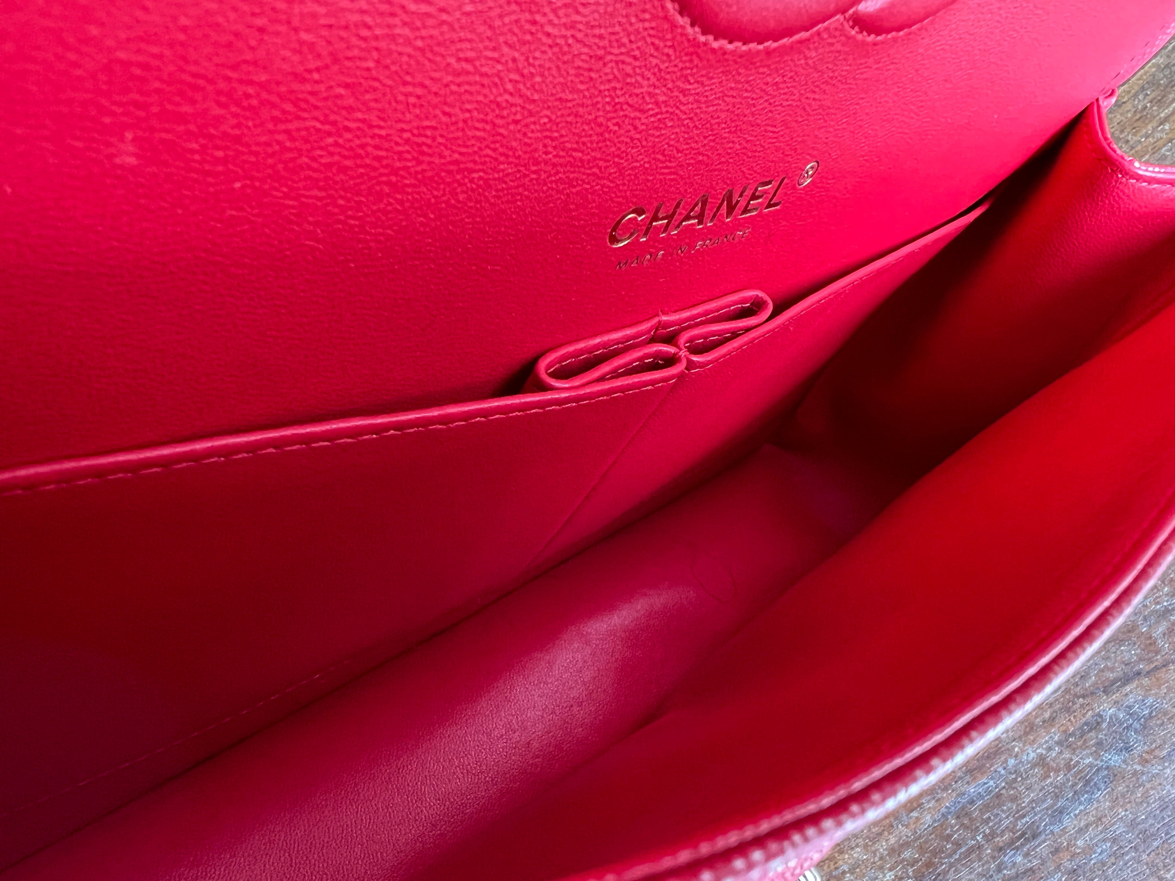 Chanel Handbag 21S Red Iridescent Caviar Quilted Classic Flap Medium - Redeluxe