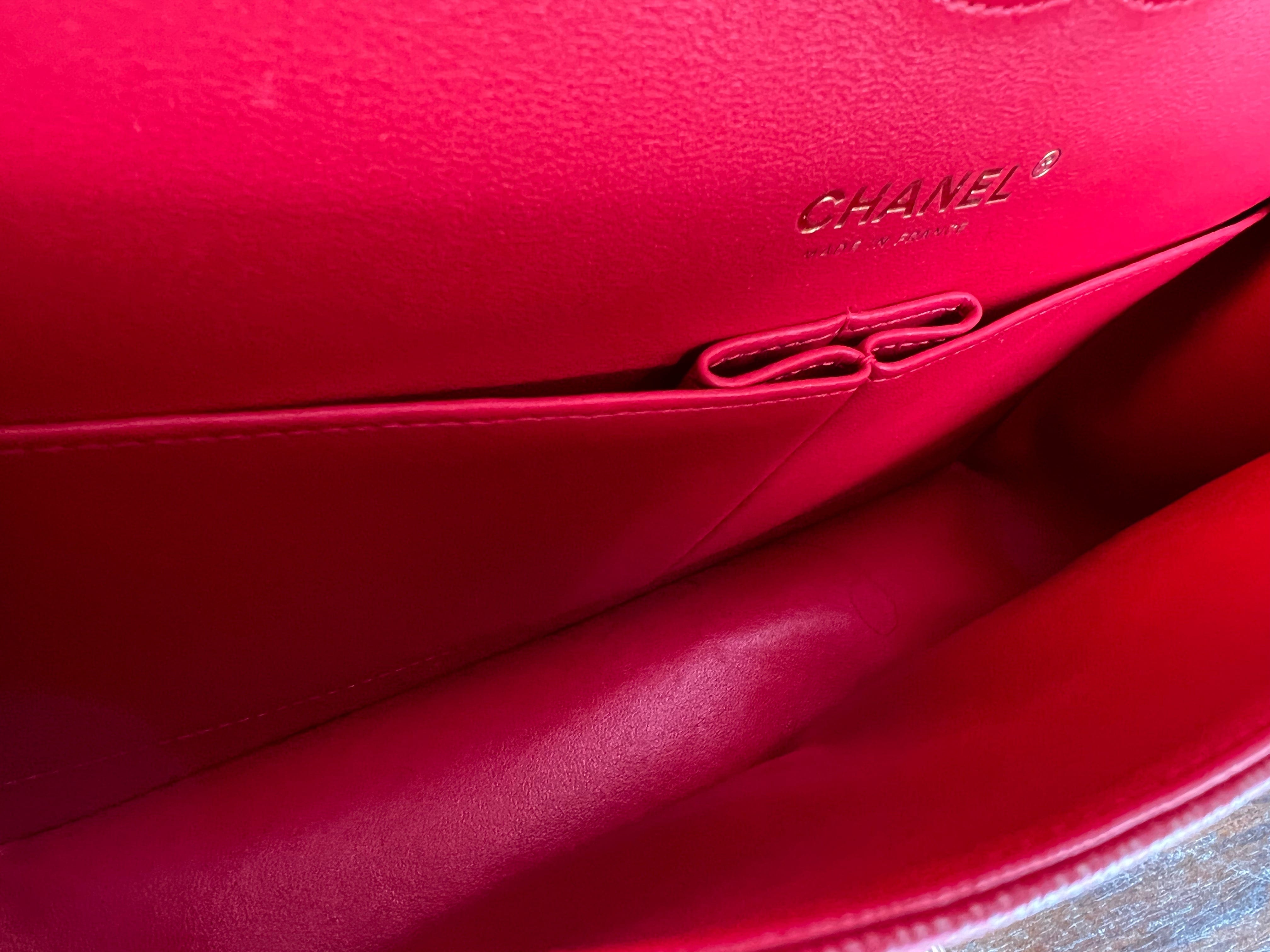 Chanel Handbag 21S Red Iridescent Caviar Quilted Classic Flap Medium - Redeluxe