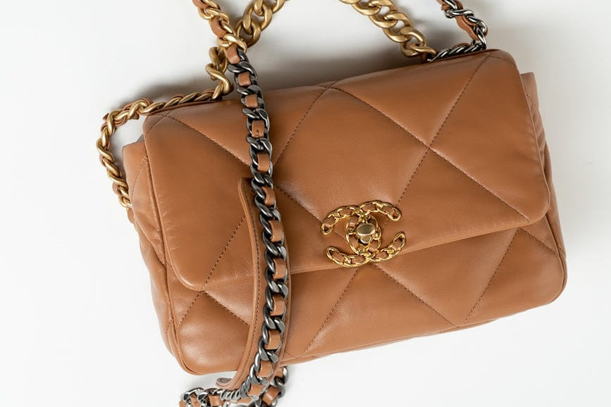 CHANEL Handbag 22A Caramel / Light Brown Lambskin Quilted 19 Flap Small MHW - Redeluxe