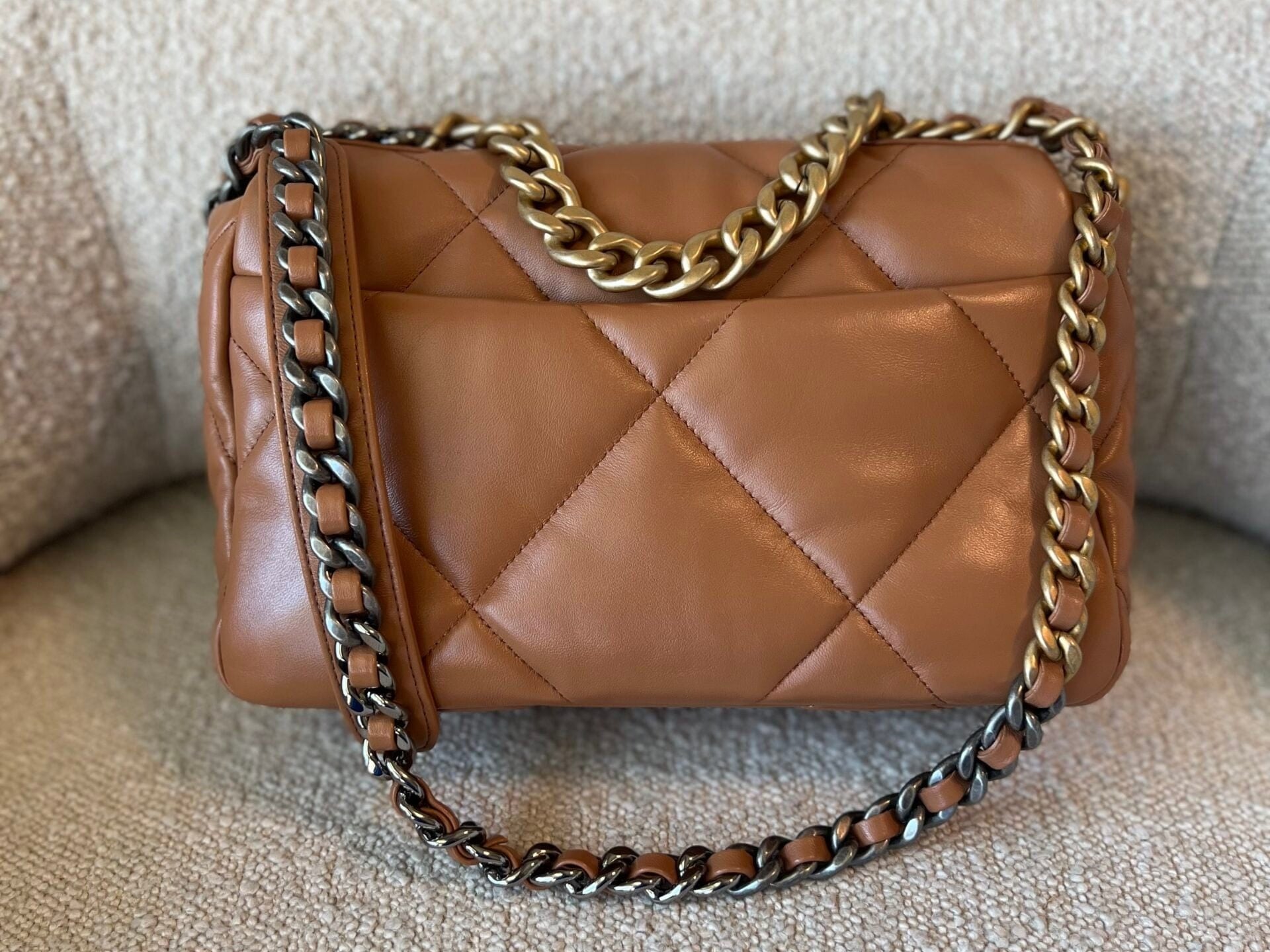 CHANEL Handbag 22A Caramel/Light Brown Lambskin Quilted 19 Flap Small Mixed Hardware - Redeluxe