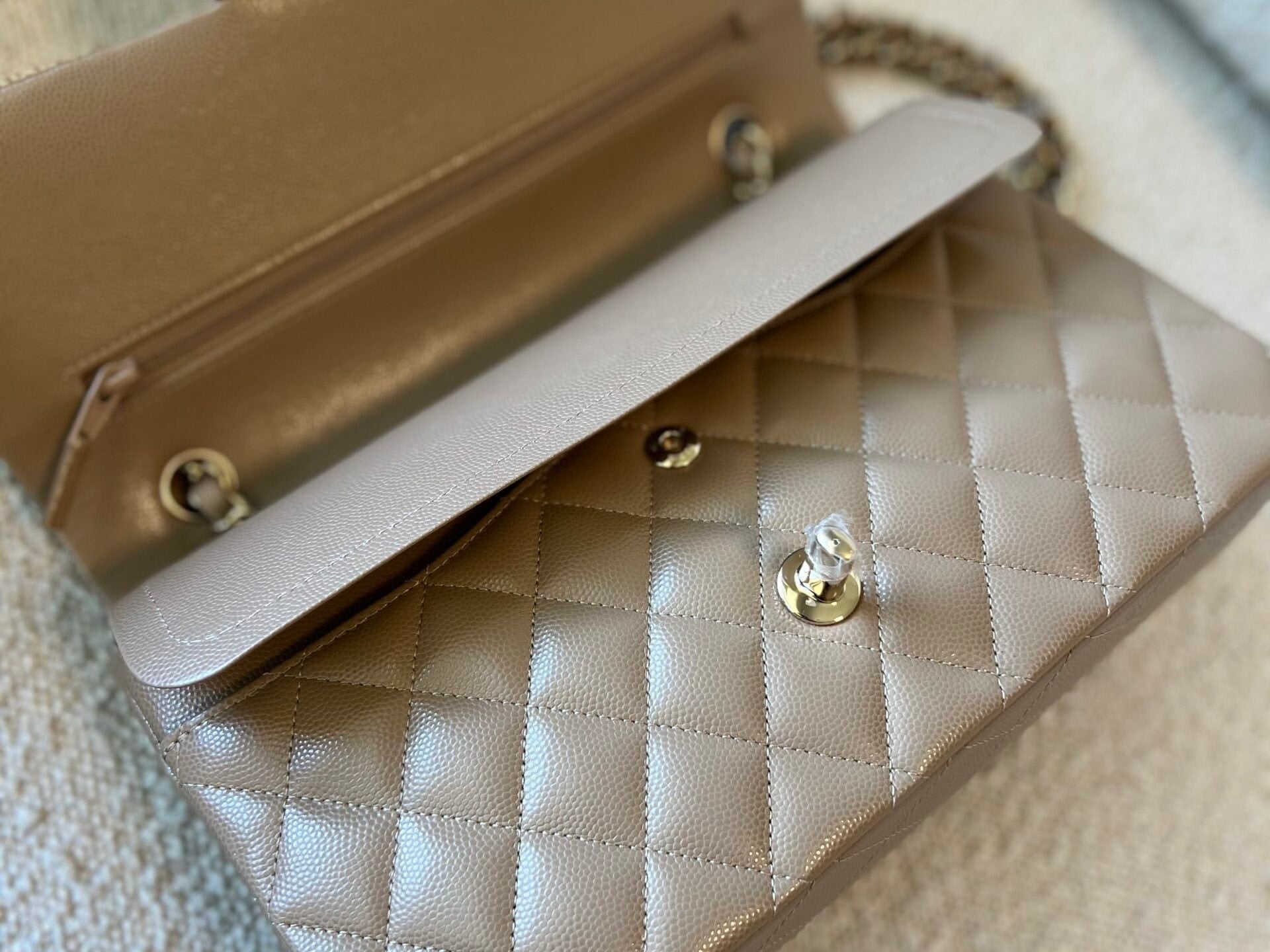 CHANEL Handbag 22A Dark Beige Caviar Quilted Classic Flap Medium LGHW - Redeluxe