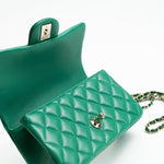 CHANEL Handbag 22A Emerald Green Lambskin Quilted Mini Top Handle LGHW - Redeluxe