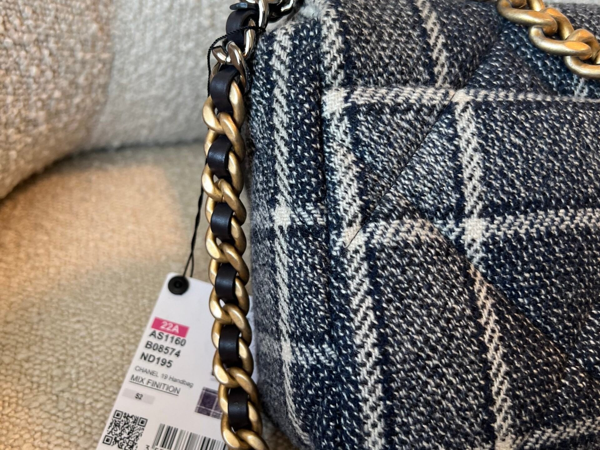 CHANEL Handbag 22A Navy Blue Ecru Tweed Quilted 19 Flap Small Mixed Hardware - Redeluxe