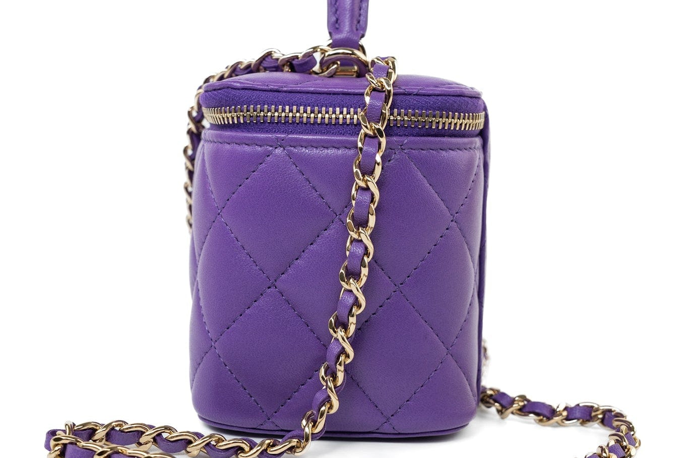 CHANEL Handbag 22A Purple Lambskin Quilted Vanity Case w/ Mirror Light Gold Hardware - Redeluxe