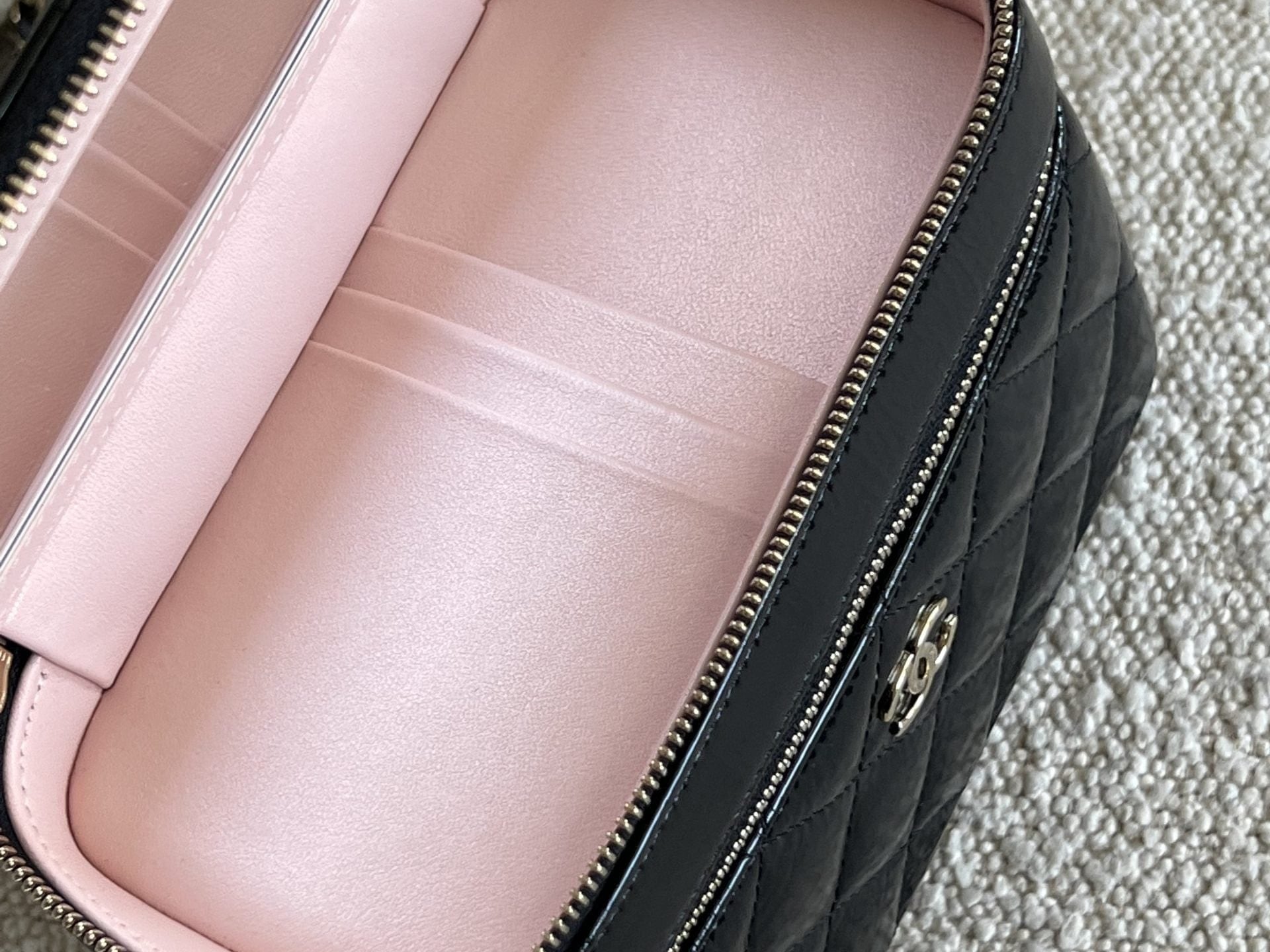 CHANEL Handbag 22B Black Shiny Lambskin Vanity with Chain LGHW - Redeluxe