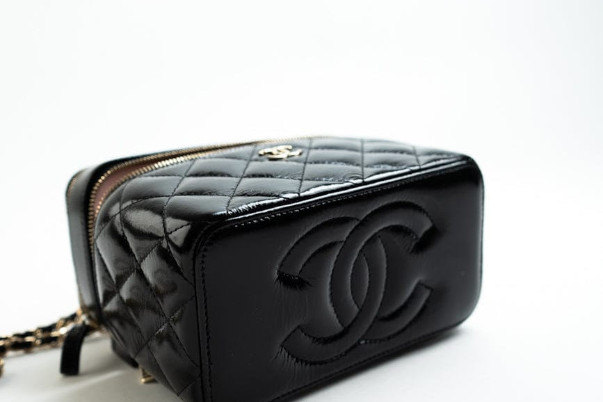 CHANEL Handbag 22B Black Shiny Lambskin Vanity with Chain LGHW - Redeluxe