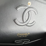 CHANEL Handbag 22C B&W Lambskin Quilted Classic Flap Medium LGHW - Redeluxe