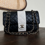 CHANEL Handbag 22C B&W Lambskin Quilted Classic Flap Medium LGHW - Redeluxe