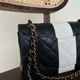 CHANEL Handbag 22C B&W Lambskin Quilted Classic Flap Medium LGHW - Redeluxe