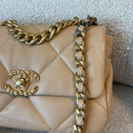 CHANEL Handbag 22C Beige Clair 19 Flap Small MHW - Redeluxe