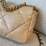 CHANEL Handbag 22C Beige Clair 19 Flap Small MHW - Redeluxe