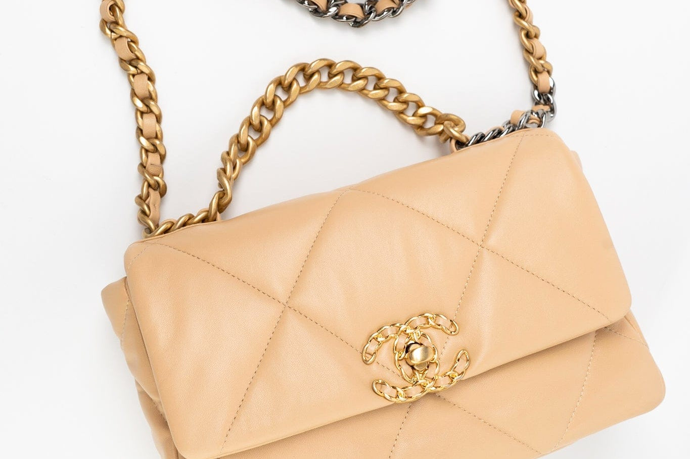 CHANEL Handbag 22C Beige Lambskin Quilted 19 Flap Small Mixed Hardware - Redeluxe