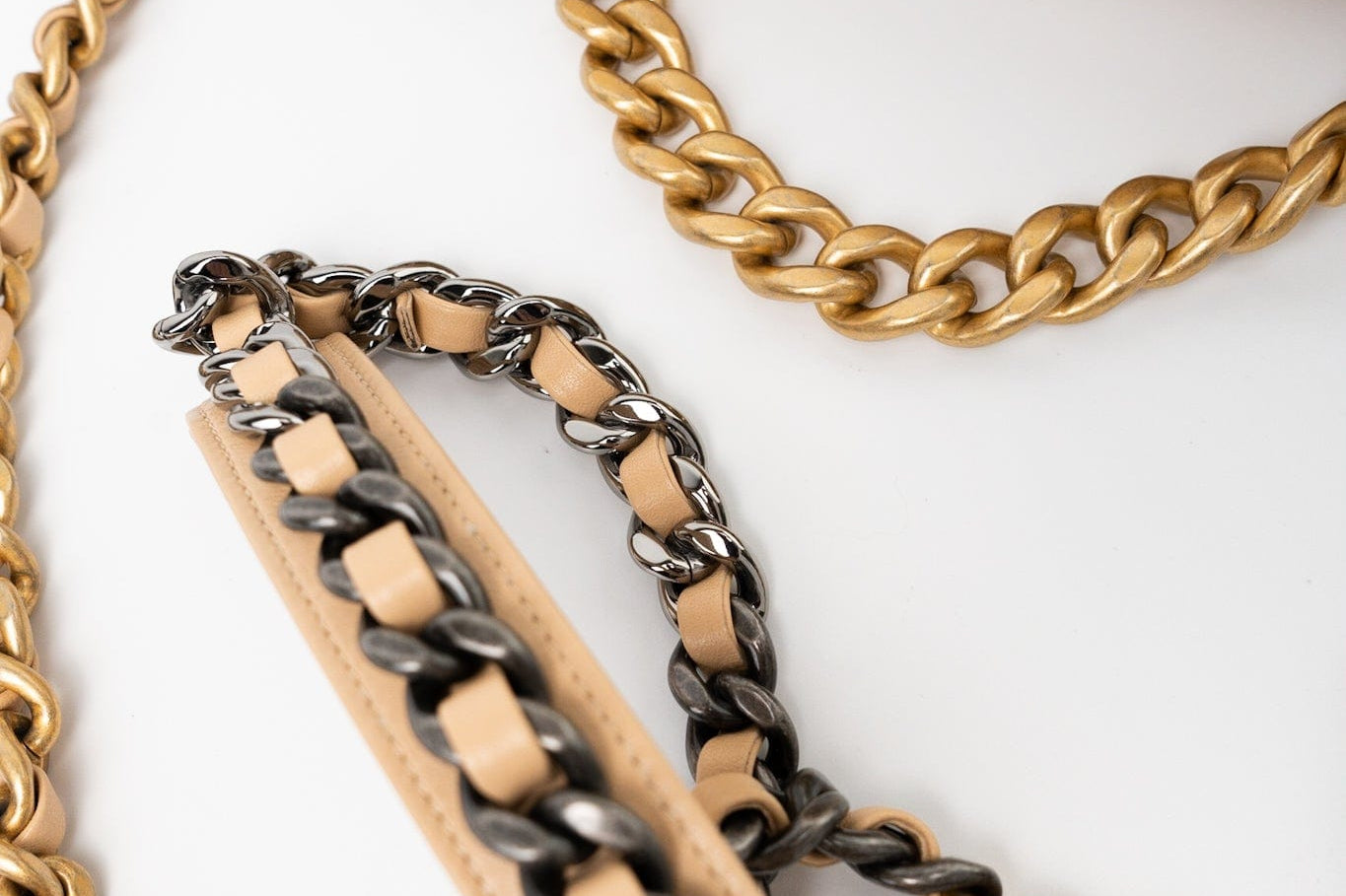 CHANEL Handbag 22C Beige Lambskin Quilted 19 Flap Small Mixed Hardware - Redeluxe