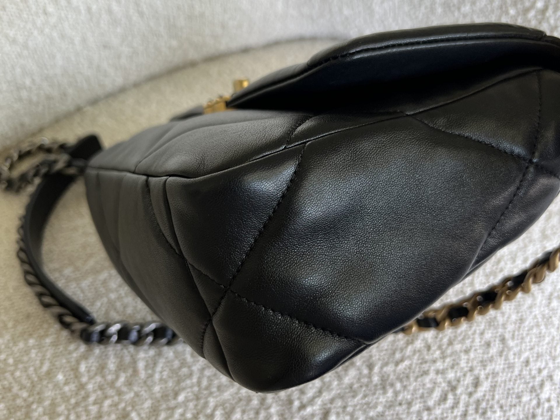 CHANEL Handbag 22C Black Lambskin Quilted 19 Flap Small MHW - Redeluxe