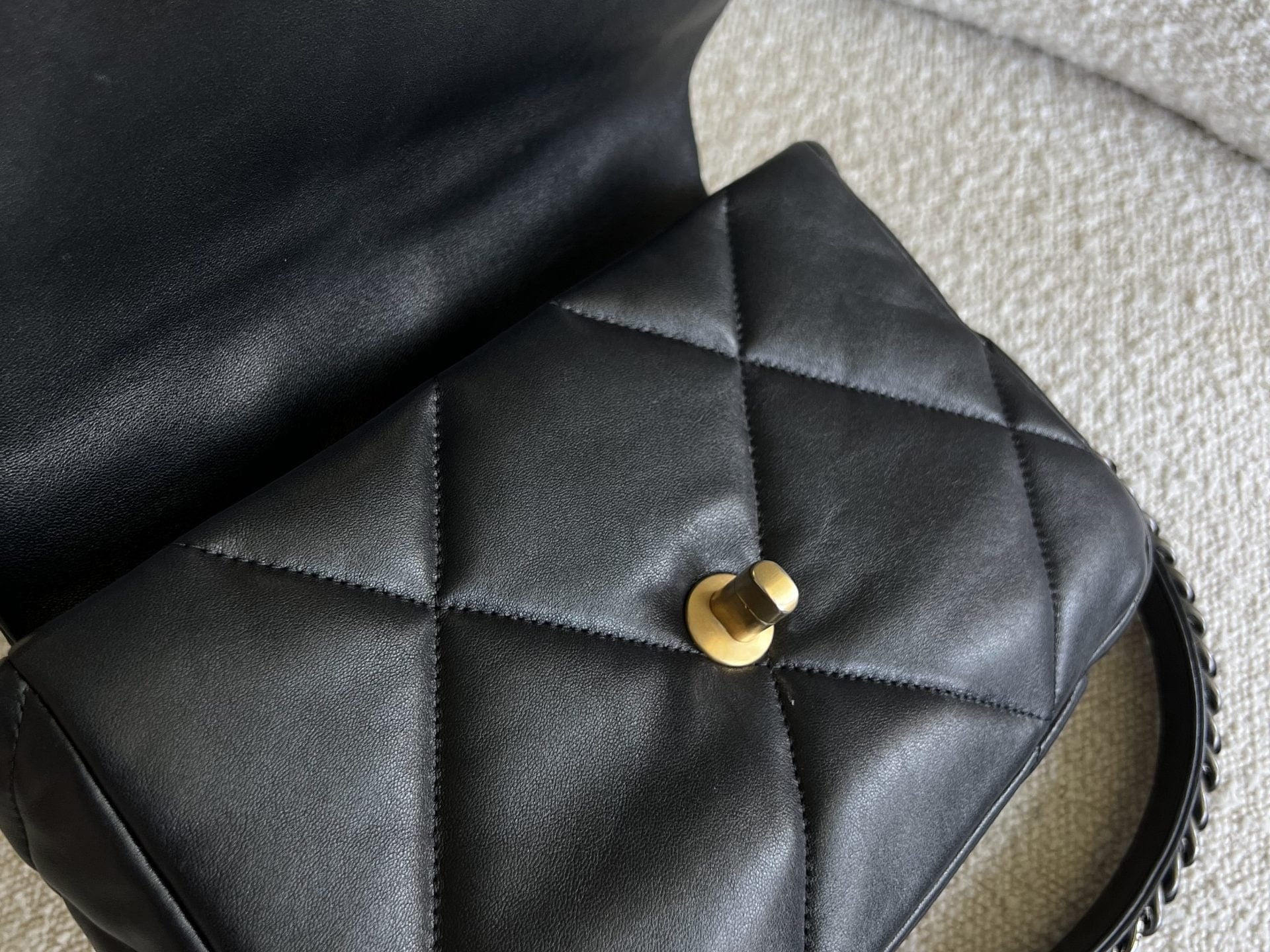 CHANEL Handbag 22C Black Lambskin Quilted 19 Flap Small MHW - Redeluxe