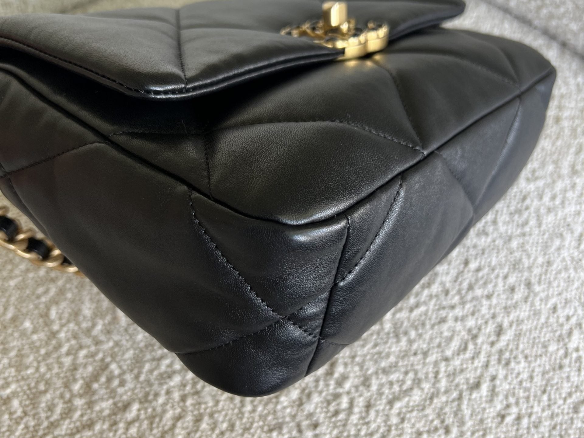 CHANEL Handbag 22C Black Lambskin Quilted 19 Flap Small MHW - Redeluxe