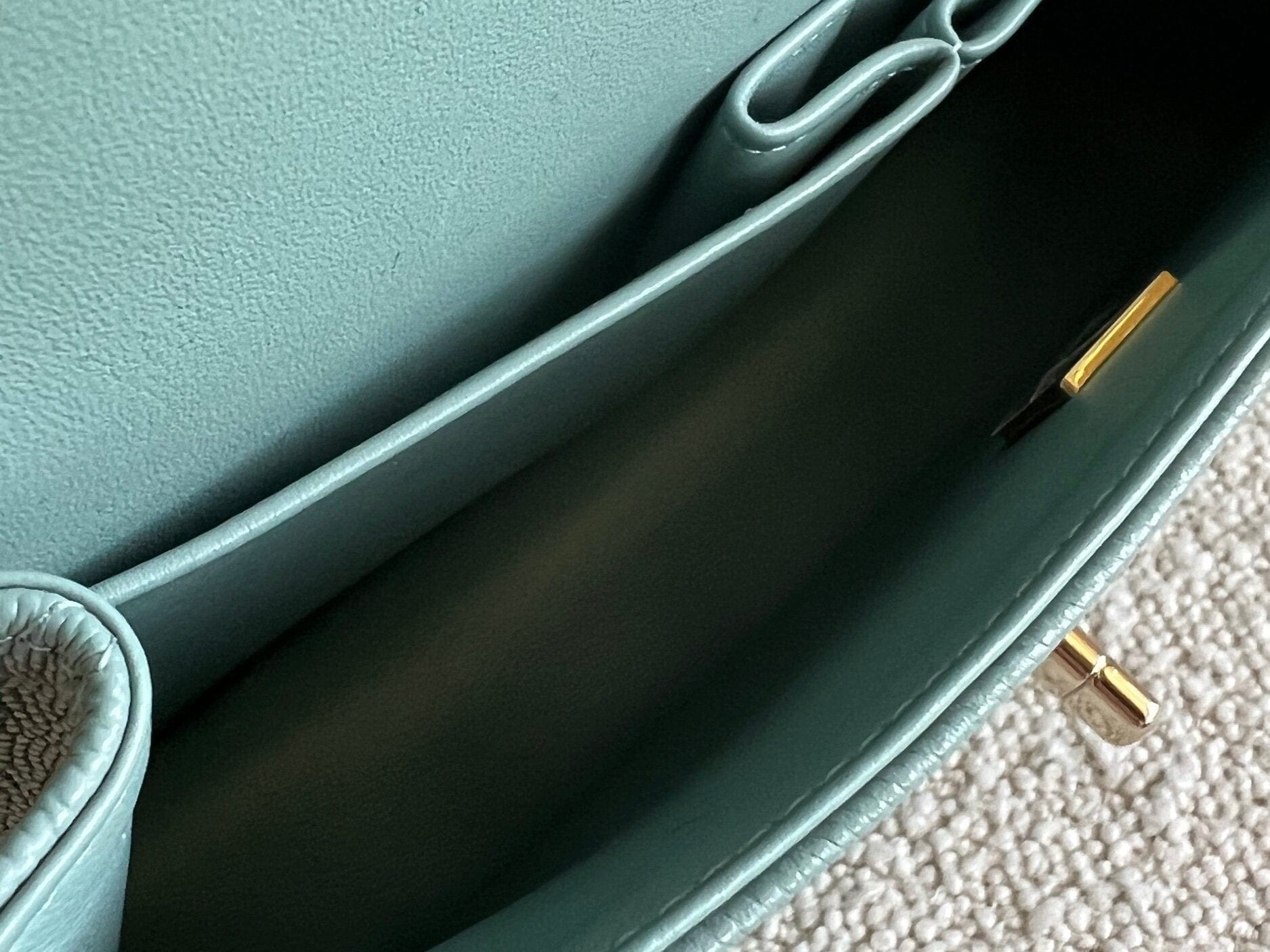 CHANEL Handbag 22C Dark Green Caviar Classic Flap Quilted Medium LGHW - Redeluxe