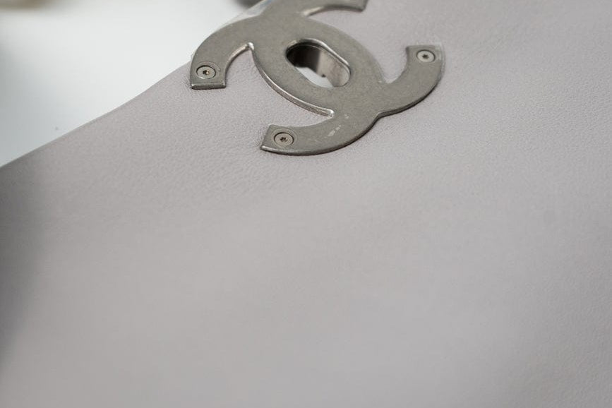 CHANEL Handbag 22C Light Grey Lambskin Quilted 19 Flap Small - Redeluxe