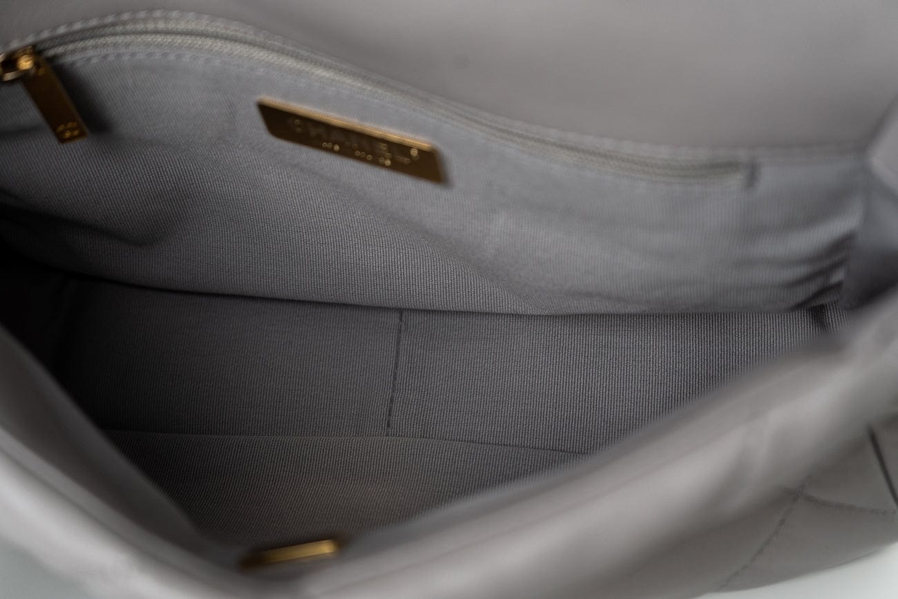 CHANEL Handbag 22C Light Grey Lambskin Quilted 19 Flap Small - Redeluxe