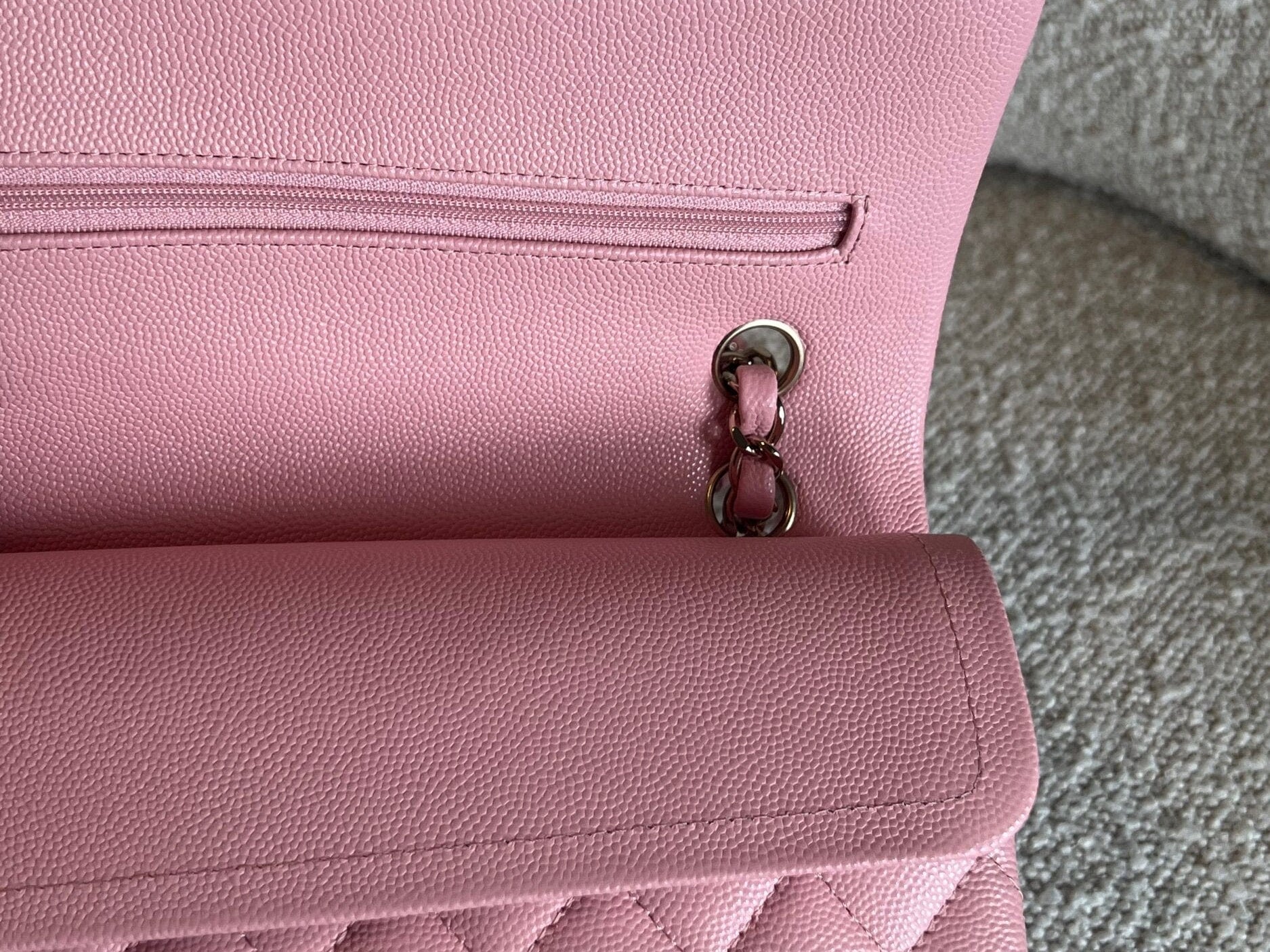 CHANEL Handbag 22C Sakura Pink Caviar Quilted Classic Flap Small LGHW - Redeluxe