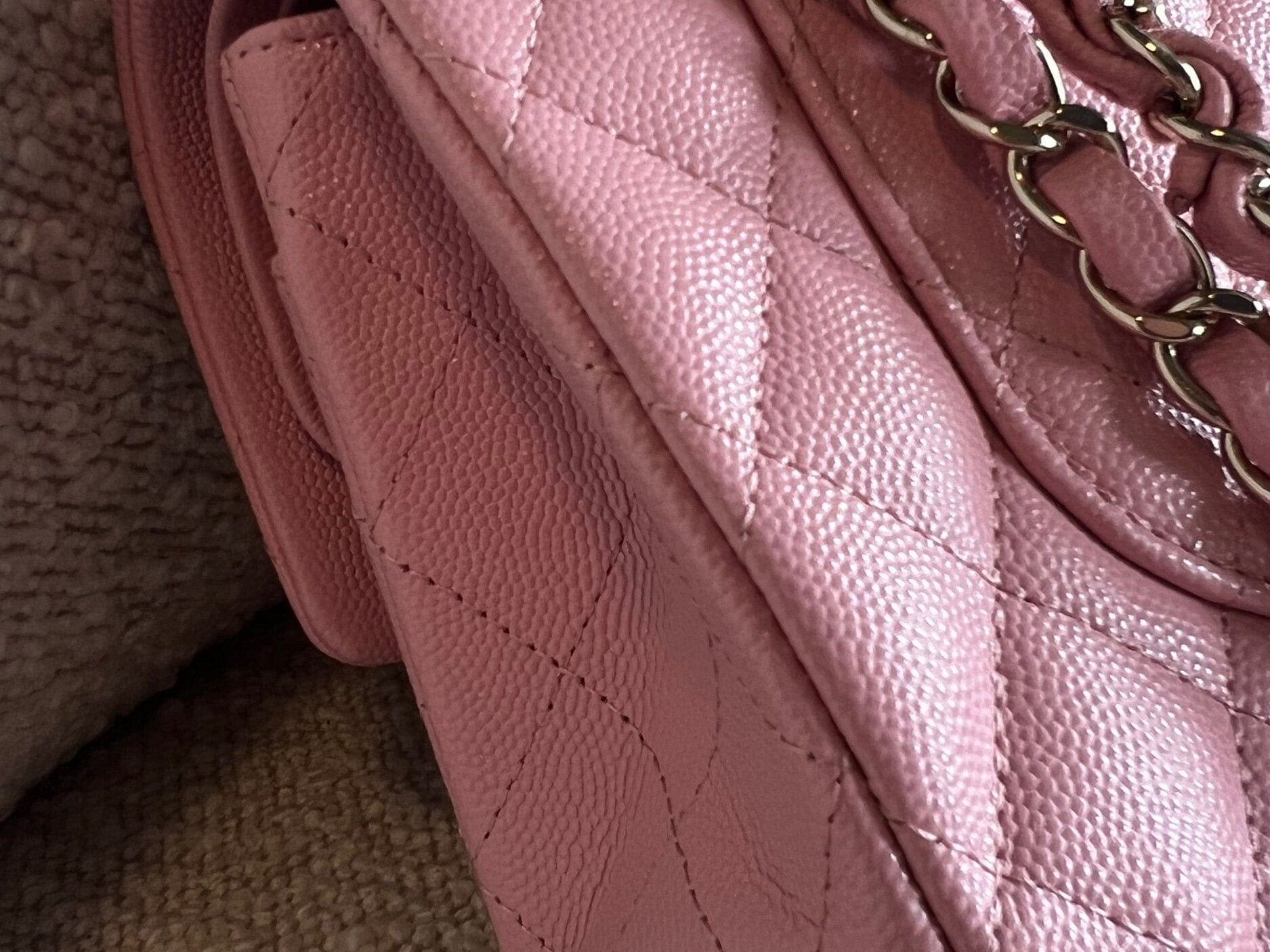 CHANEL Handbag 22C Sakura Pink Caviar Quilted Classic Flap Small LGHW - Redeluxe