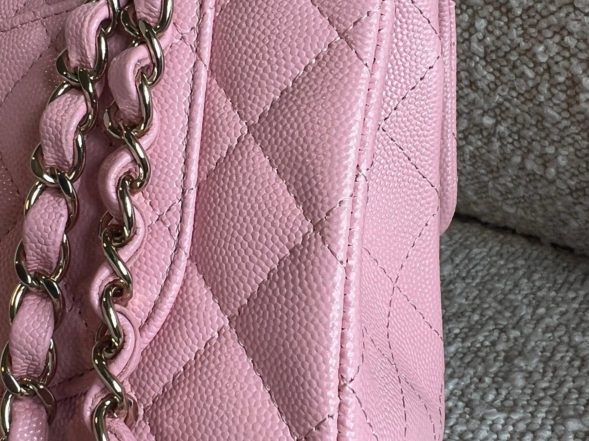 CHANEL Handbag 22C Sakura Pink Caviar Quilted Classic Flap Small LGHW - Redeluxe