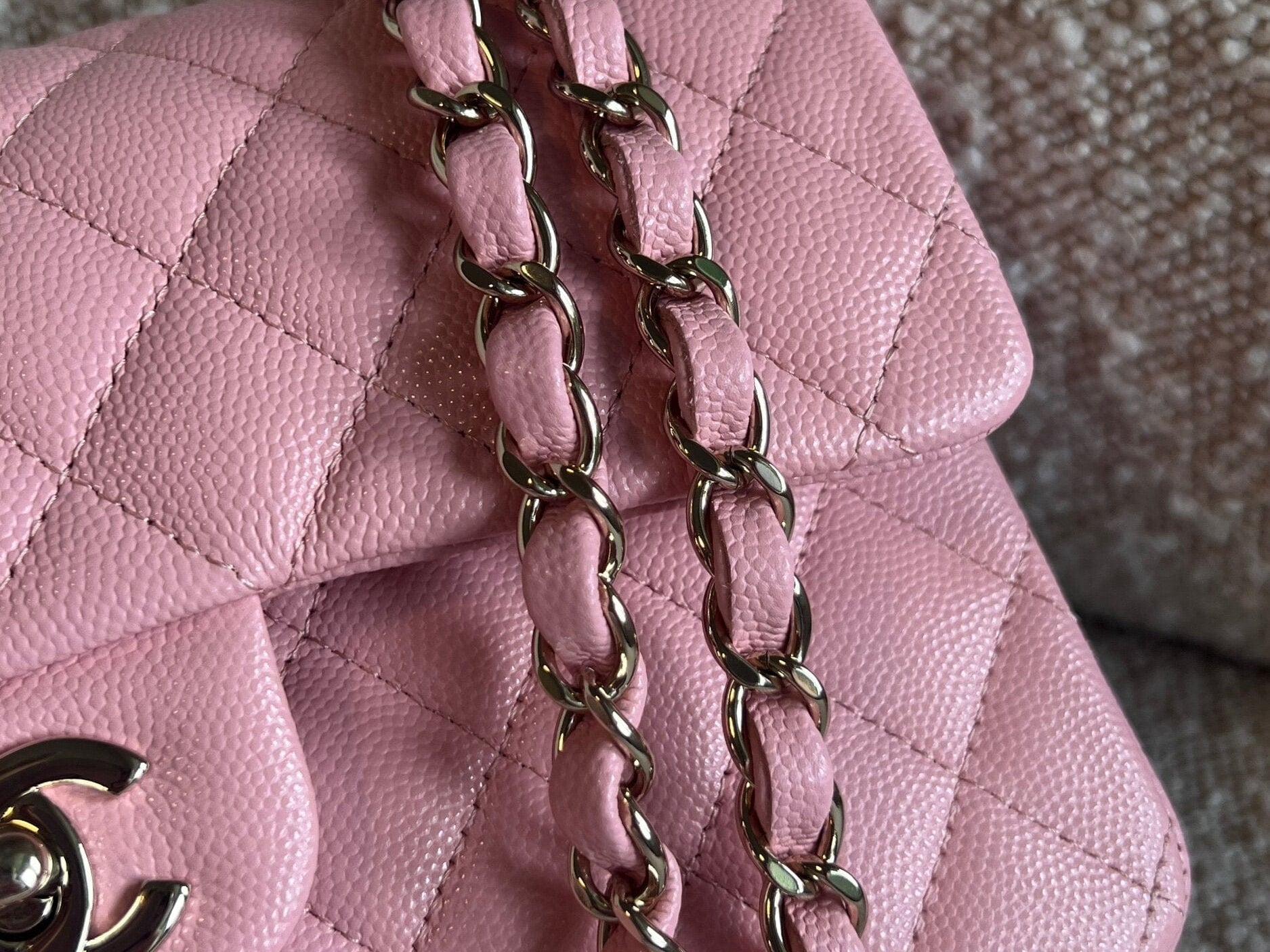 CHANEL Handbag 22C Sakura Pink Caviar Quilted Classic Flap Small LGHW - Redeluxe