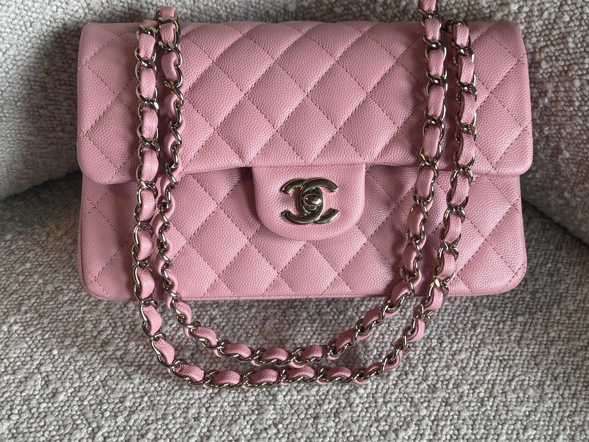 CHANEL Handbag 22C Sakura Pink Caviar Quilted Classic Flap Small LGHW - Redeluxe