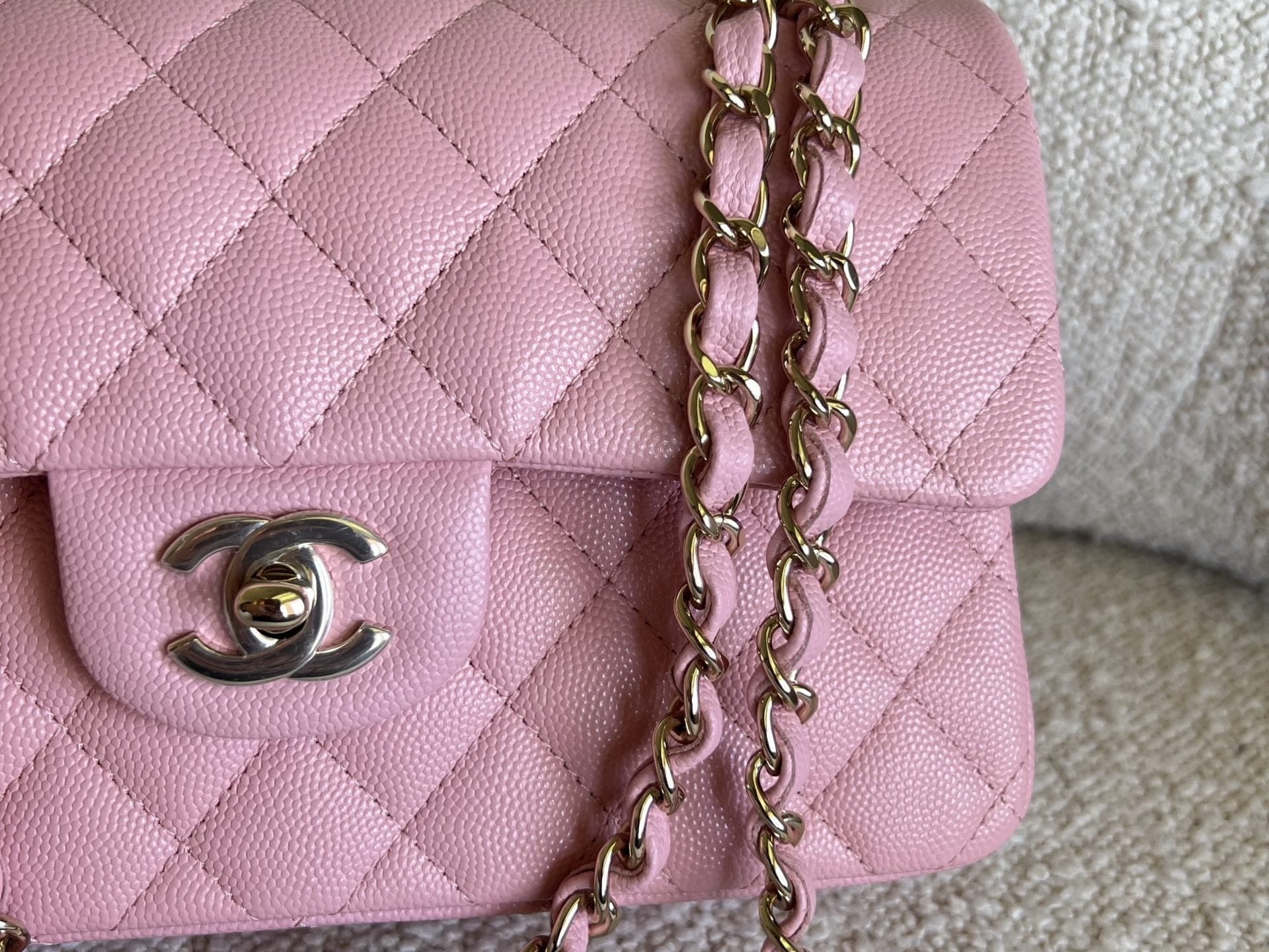 CHANEL Handbag 22C Sakura Pink Caviar Quilted Classic Flap Small LGHW - Redeluxe