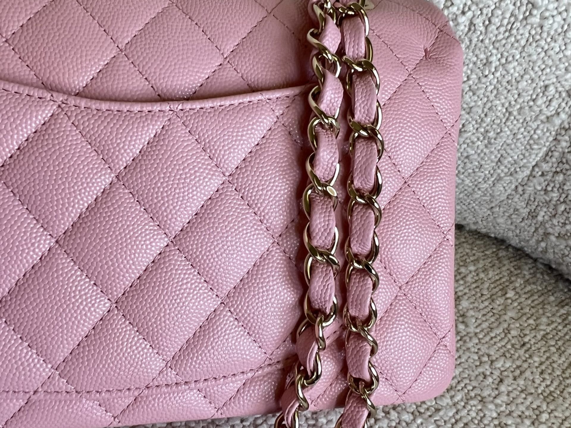 CHANEL Handbag 22C Sakura Pink Caviar Quilted Classic Flap Small LGHW - Redeluxe