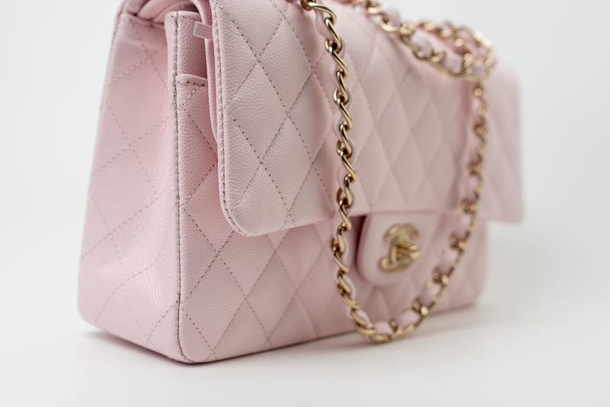CHANEL Handbag 22P Light Pink Caviar Quilted Classic Flap Medium LGHW - Redeluxe