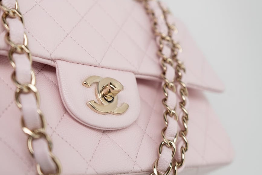 CHANEL Handbag 22P Light Pink Caviar Quilted Classic Flap Medium LGHW - Redeluxe