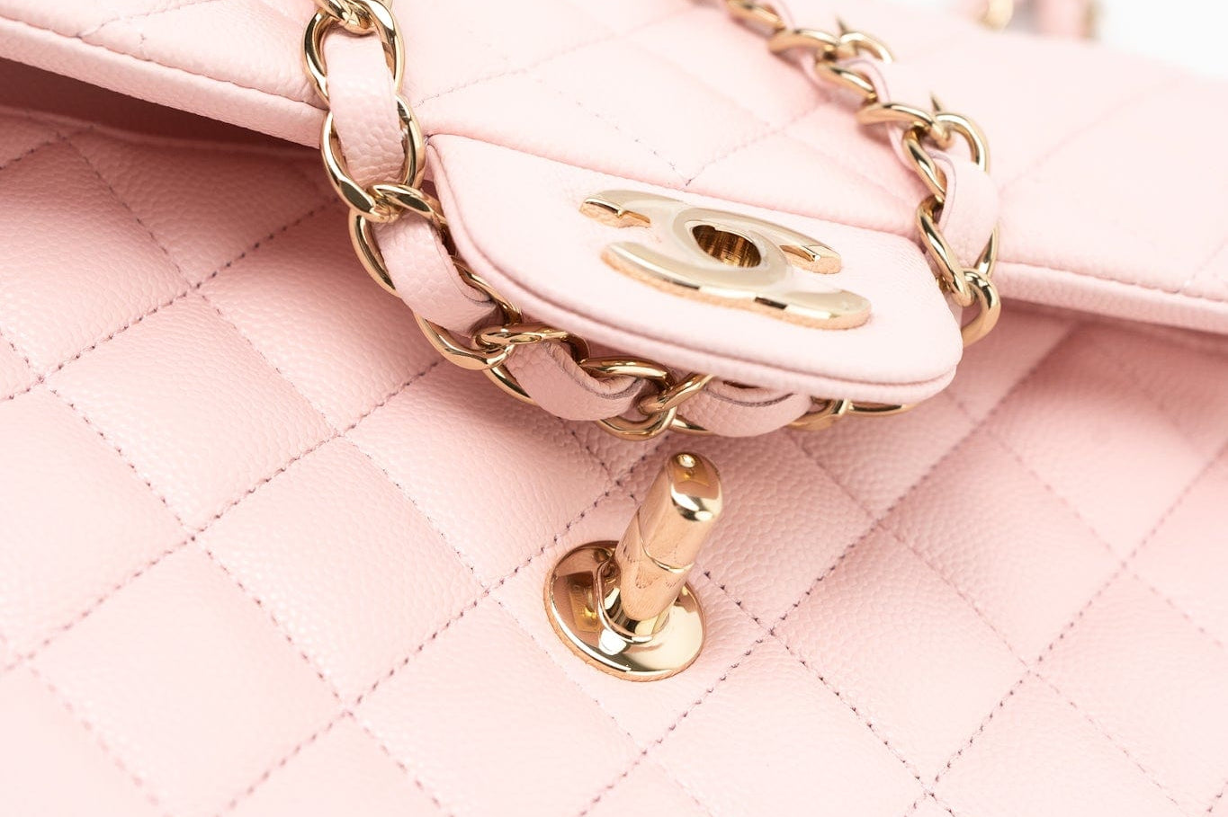 CHANEL Handbag 22S Light Pink Caviar Quilted Classic Flap Medium LGHW - Redeluxe