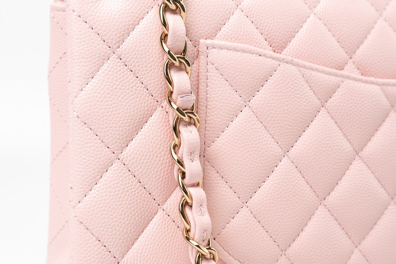 Chanel 22S Light Pink Caviar Quilted Classic Flap Medium LGHW - Redeluxe
