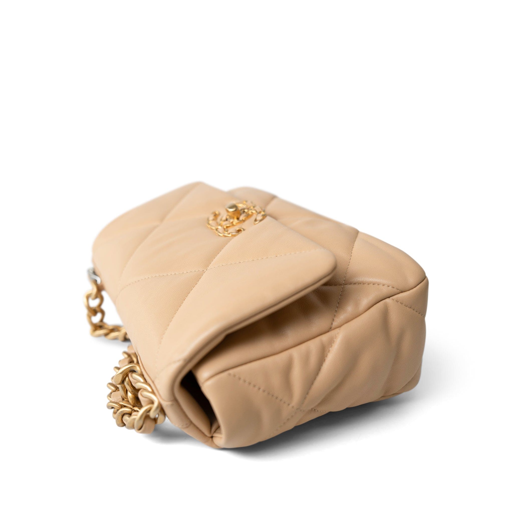 CHANEL Handbag Beige 22C Beige Clair Lambskin Quilted 19 Flap Small Mixed Hardware - Redeluxe