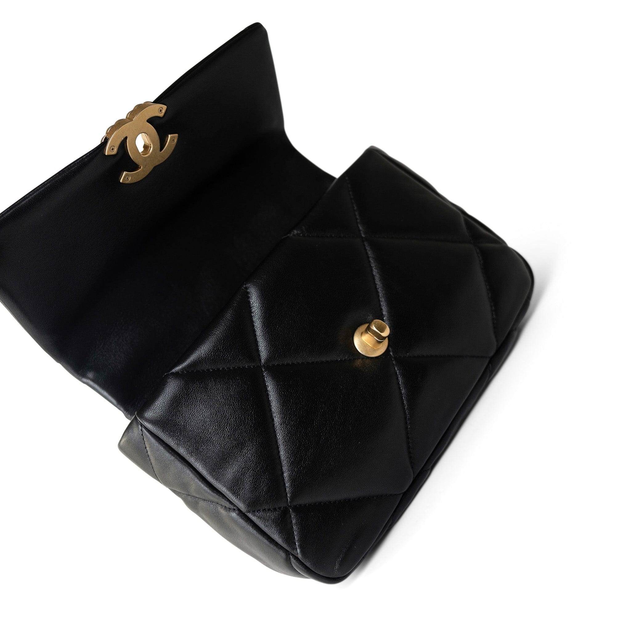 CHANEL Handbag Black 21P Black Lambskin Quilted 19 Flap Small Mixed Hardware - Redeluxe