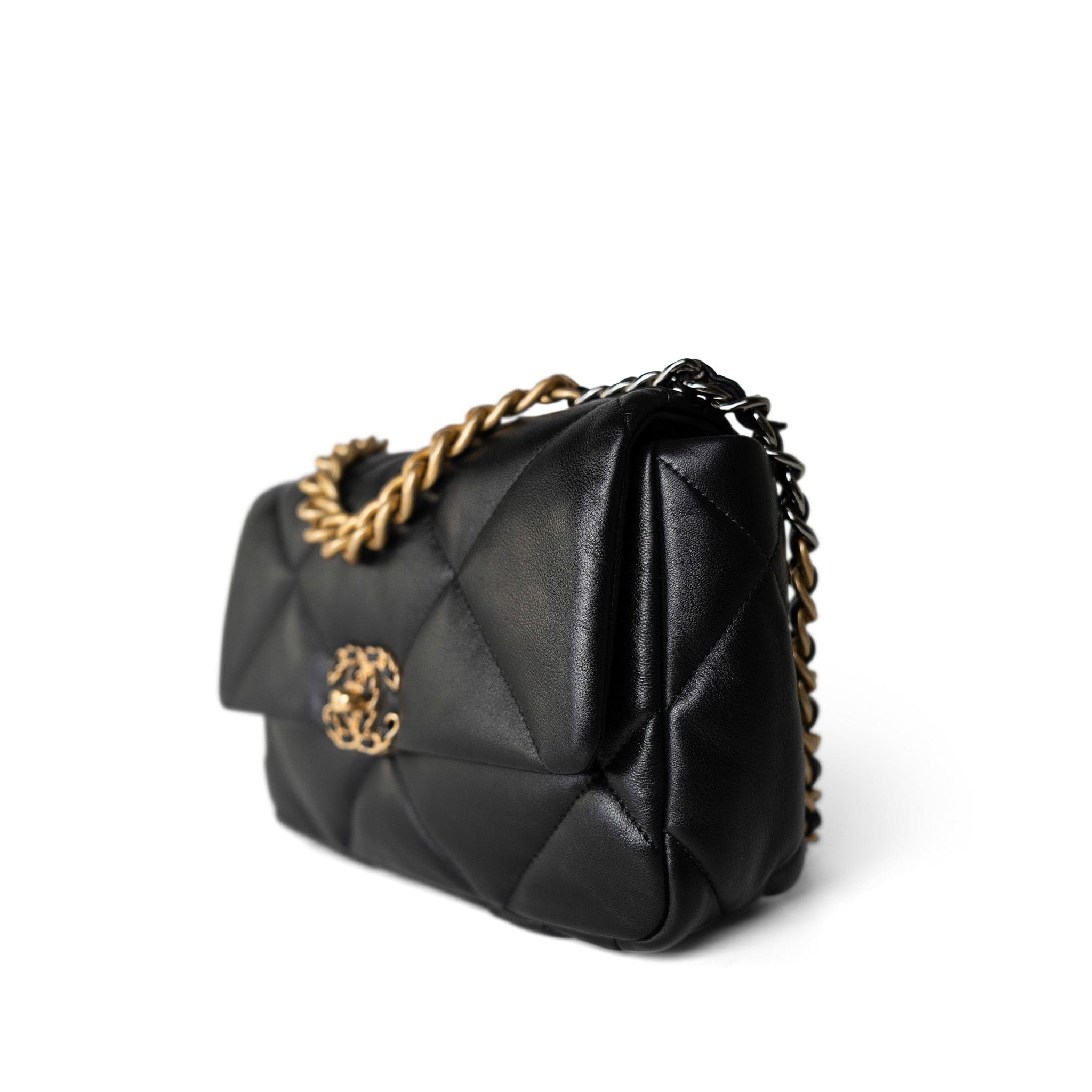 CHANEL Handbag Black 21P Black Lambskin Quilted 19 Flap Small Mixed Hardware - Redeluxe